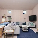 4 Star In *
