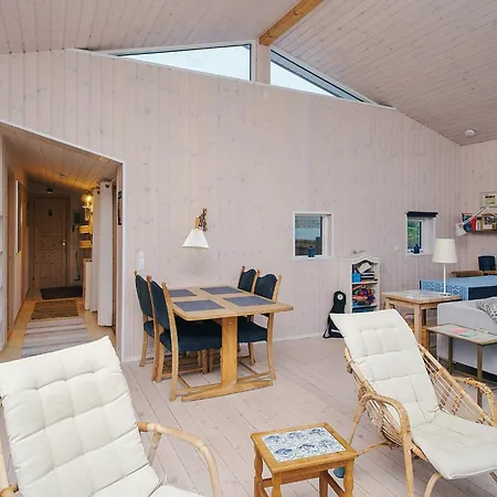 4 Star In Store Fuglede Сasa de vacaciones Ornum