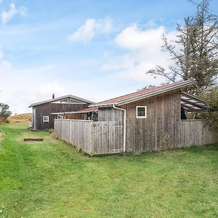 4 Star In Store Fuglede * Ornum