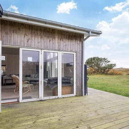 4 Star In Store Fuglede