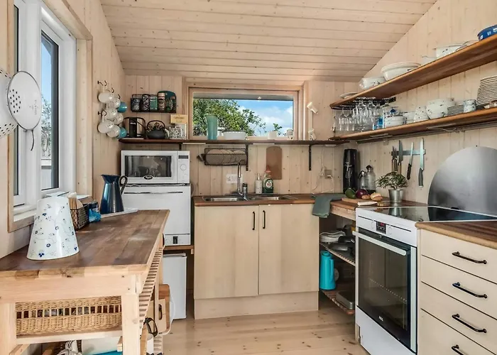 4 Star In Holiday home Store Fuglede