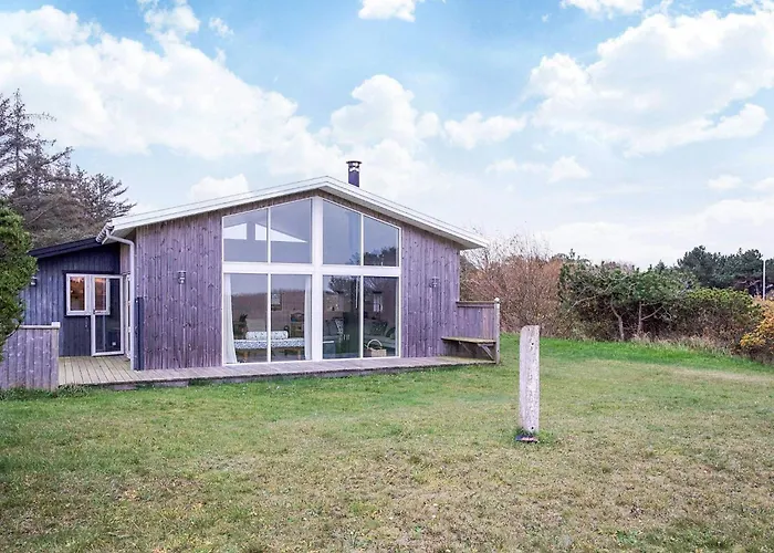 4 Star In * Store Fuglede